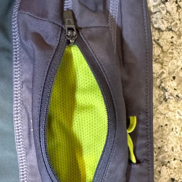 Athleta High waisted Runaround Skort M - Picture 5 of 7